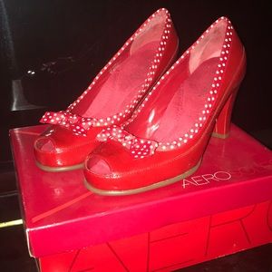 Aerosoles Benefit Peep Toe Red Pumps 7Wide